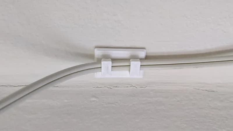 Jak poprowadzić kabel internetowy, aby uniknąć problemów z sygnałem Jak poprowadzić kabel internetowy, aby uniknąć problemów z sygnałem