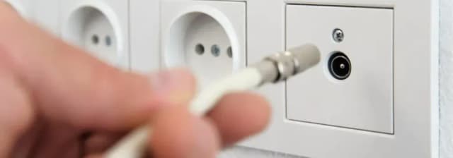 Jak podłączyć kabel antenowy do zasilacza - uniknij problemów z sygnałem Jak podłączyć kabel antenowy do zasilacza - uniknij problemów z sygnałem